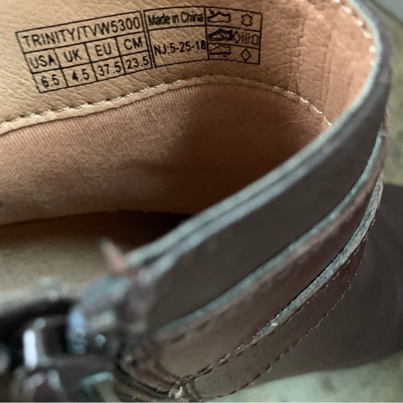 Vionic Trinity Brown Leather Booties Size 6.5 - Picture 6 of 12